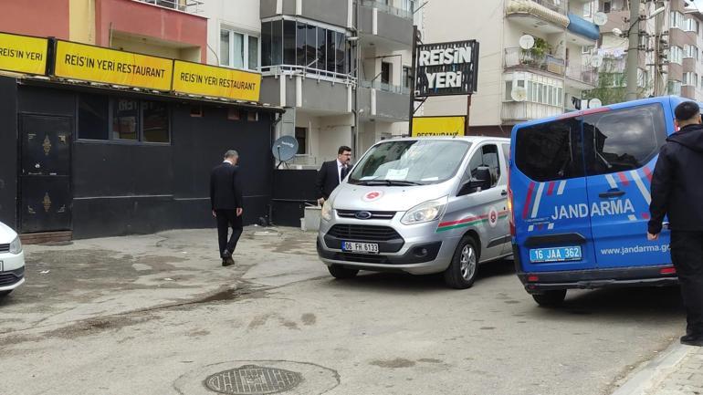 1 kişinin öldüğü, 1’i polis 5 kişinin yaralandığı mekanın önünde 2 yıl sonra keşif yapıldı