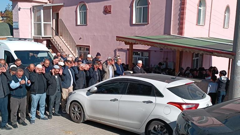 Beşikle yatak arasına sıkışan Yusuf bebek, toprağa verildi