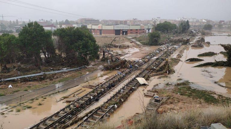 İspanya’da selde hayatını kaybedenlerin sayısı 205’e yükseldi