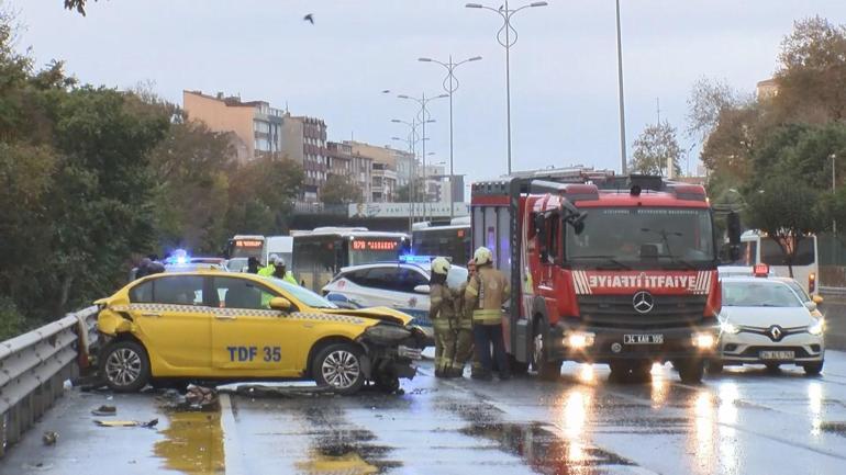 Bayrampaşada trafik kazası: 2 ağır yaralı