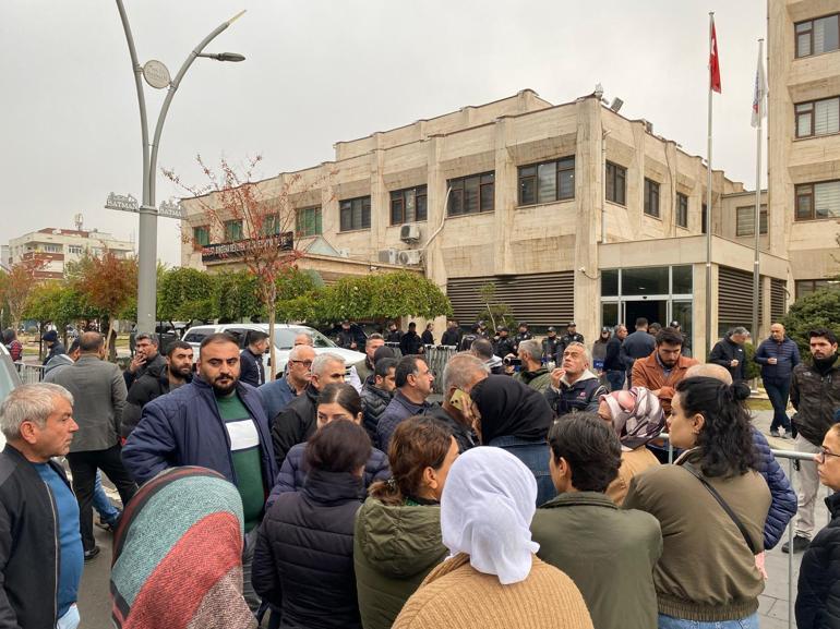 Mardin Büyükşehir ile Batman ve Halfeti belediye başkanları görevden uzaklaştırıldı