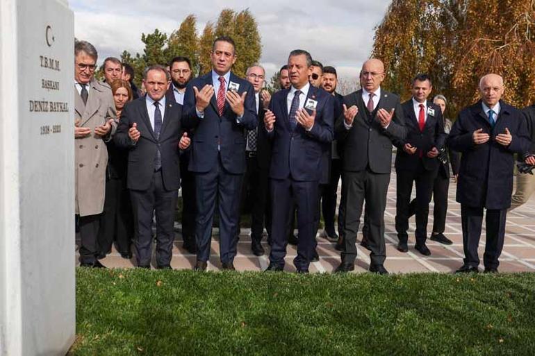 Bülent Ecevit, 18inci ölüm yıl dönümünde anıldı