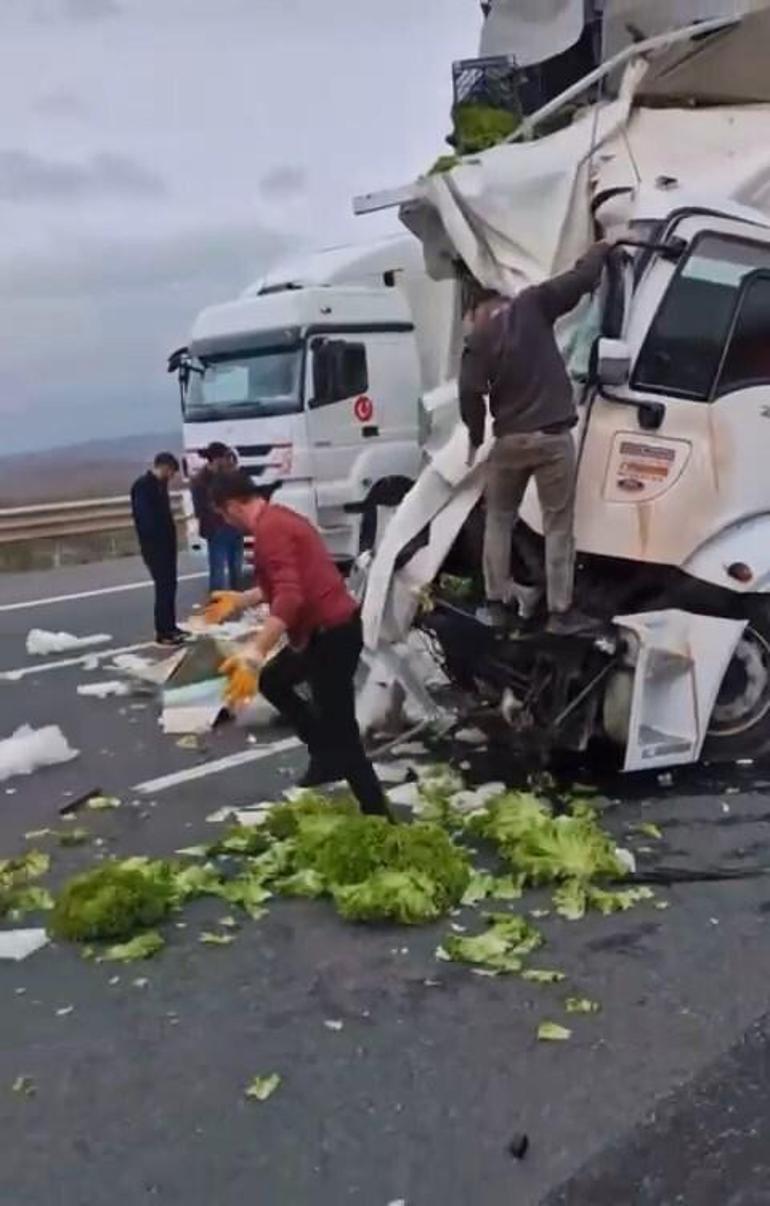 Kuzey Marmara Otoyolu’nda kaza: Ulaşım tekrar normalde döndü