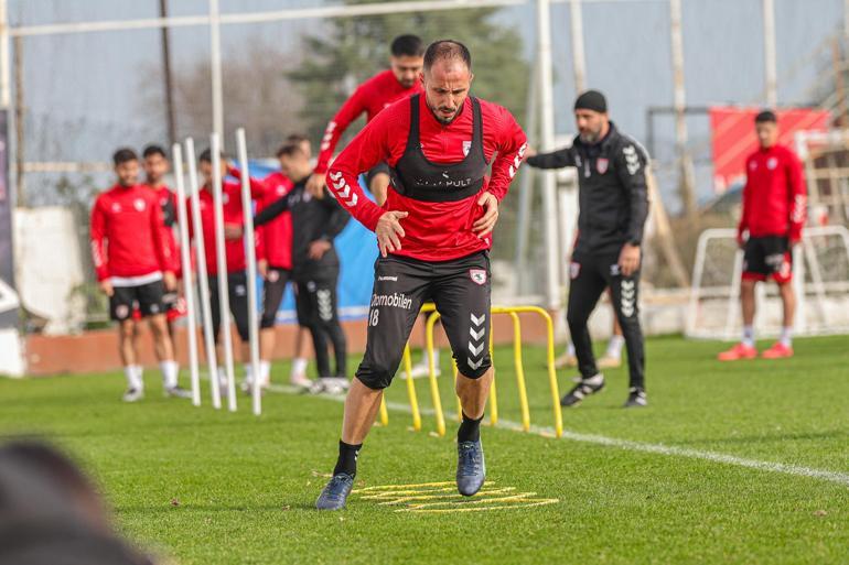 Samsunspor bugün çift antrenman yaptı, 4 günlük izine çıktı