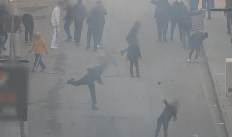 Batmanda polise taş ve molotofkokteyli atan 5 şüpheli tutuklandı