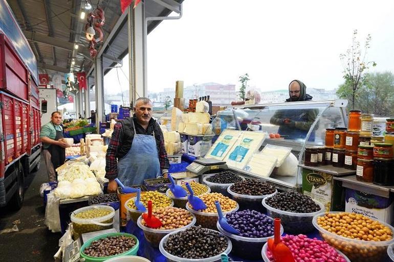 Beylikdüzü Belediyesi, Barış Mahallesi Kapalı Pazaryeri’ni hizmete açtı