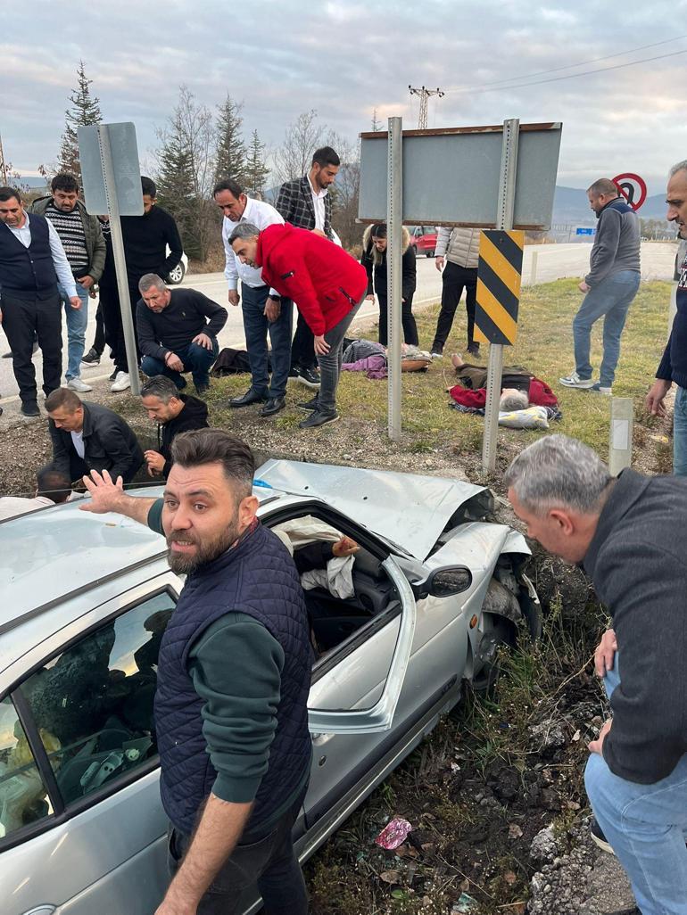 Otomobil beton bariyerlere çarptı: 1 ölü, 3 yaralı