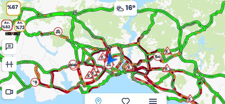 İstanbulda haftanın ilk iş gününde trafik yoğunluğu