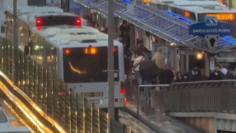 İstanbulda trafik yoğunluğu yüzde 90a ulaştı