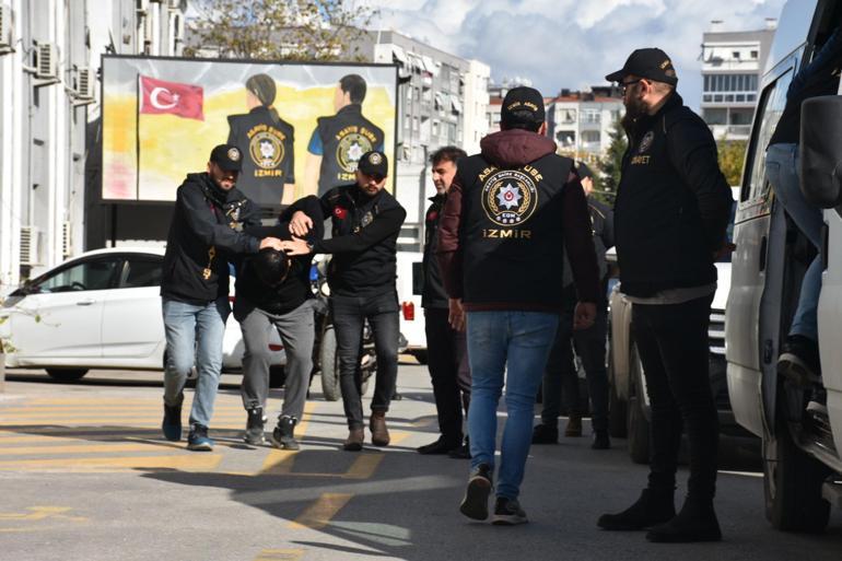 Seferihisarda 3 polis memurunun yaralandığı olayın şüphelileri adliyede