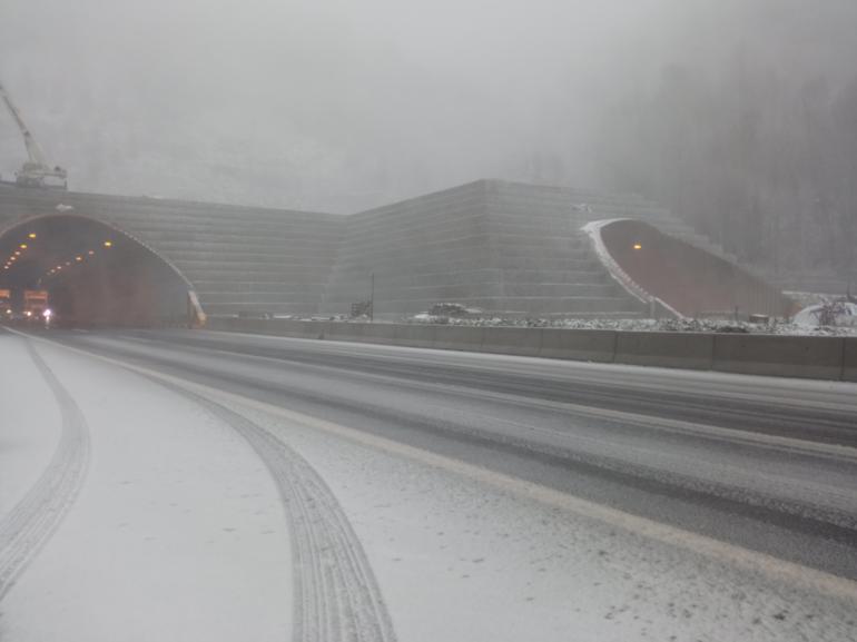 Bolu Dağı geçişinde kar yağışı başladı