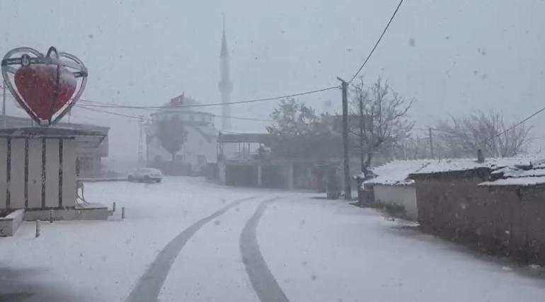 Uludağ’da kar kalınlığı 40 santimetreye ulaştı