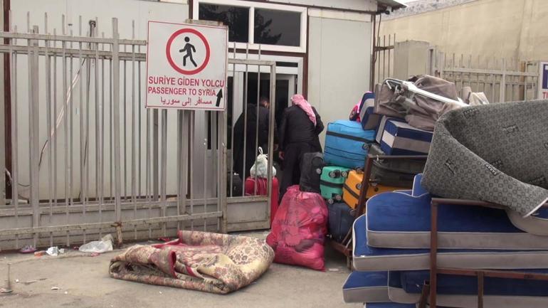 Türkiyedeki Suriyelilerin ülkelerine geçişleri sürüyor