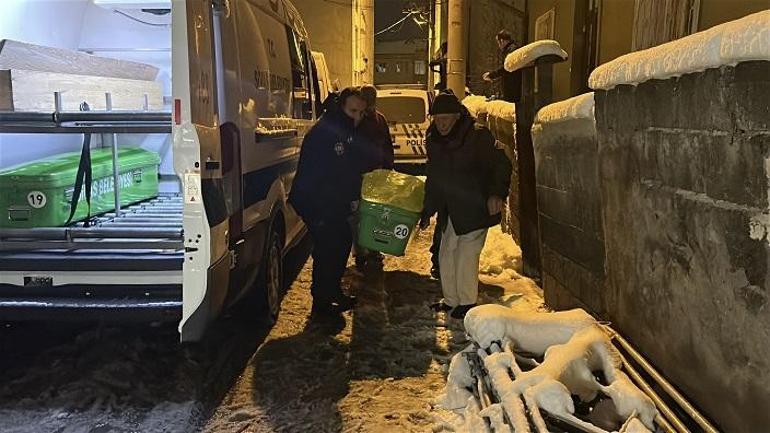 Sobadan gaz sızdı; emekli öğretmen 2 kardeşten 1i öldü