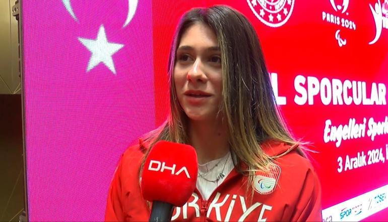 Atletizm Dünya rekortmeni Aysel Önder: Futbol oynamak istiyordum