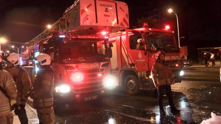 Başakşehirde elektrikli araçta yangın; bina tahliye edildi