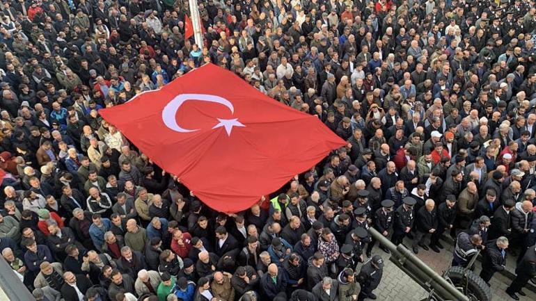 Şehit Teğmen Kalyoncunun cenazesi, Rizede toprağa verildi