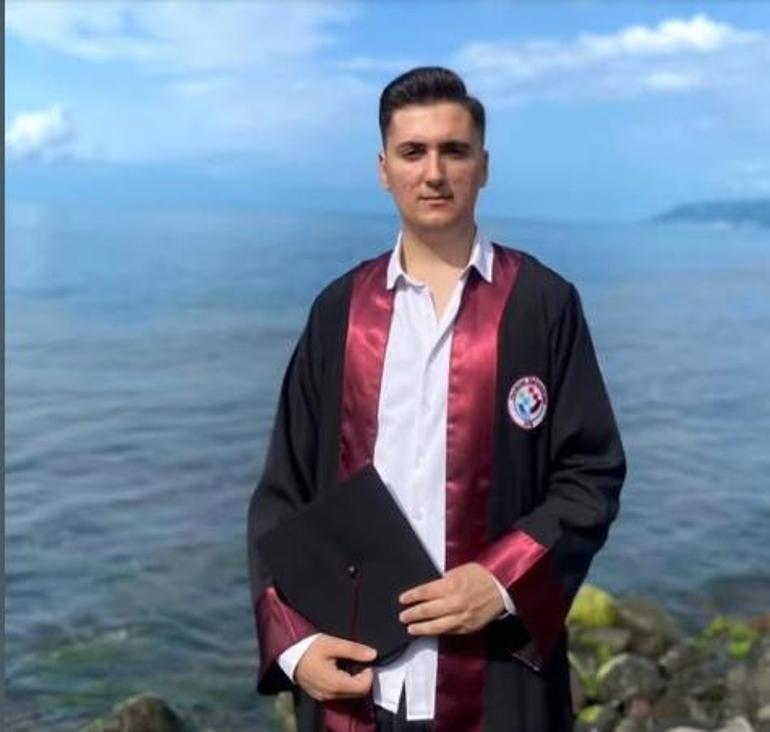 Kazada ölen Umut Can’ın tabutunun üzerine taraftarı olduğu takımın forması konuldu