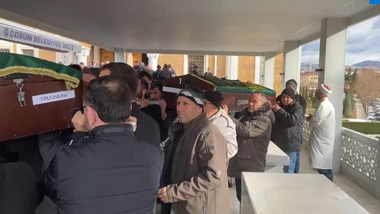 Kazada ölen Umut Can’ın tabutunun üzerine taraftarı olduğu takımın forması konuldu