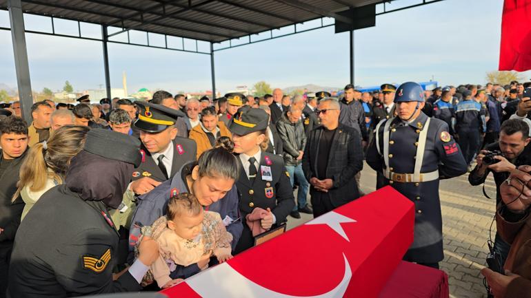 Bursa Adliyesindeki saldırıda şehit olan uzman çavuş toprağa verildi