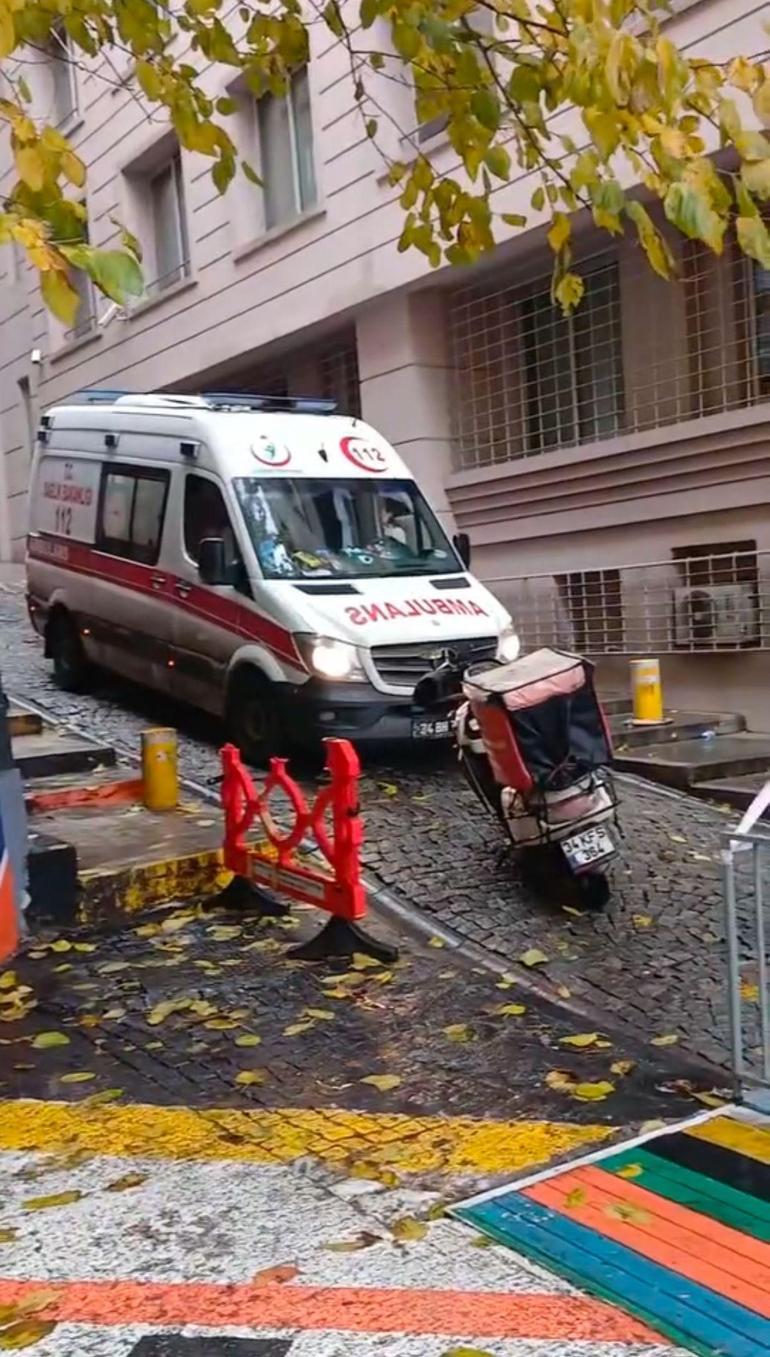 Beyoğlu’nda Masonlar Büyük Locası Derneğinde yangın