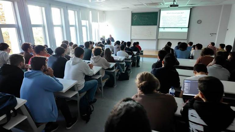 YÖK: Yeni açılan yapay zeka temelli bölümler yoğun ilgi gördü