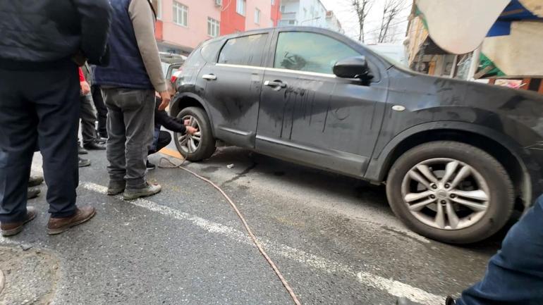 Avcılarda pazar yerinde unutulan cipi esnaf el birliğiyle çekti