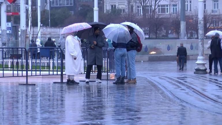 İstanbulda yağmur etkili oluyor