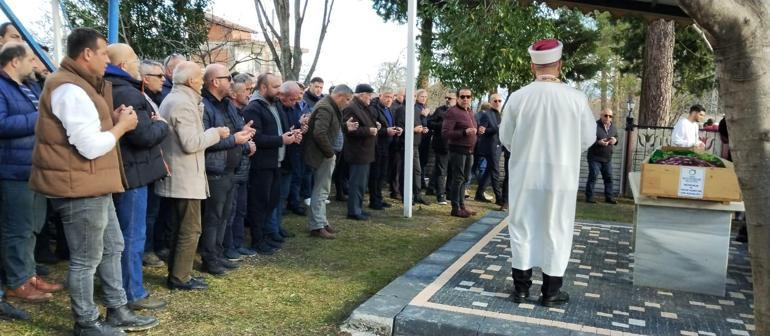 Kızının erkek arkadaşı tarafından öldürülen kadın, toprağa verildi