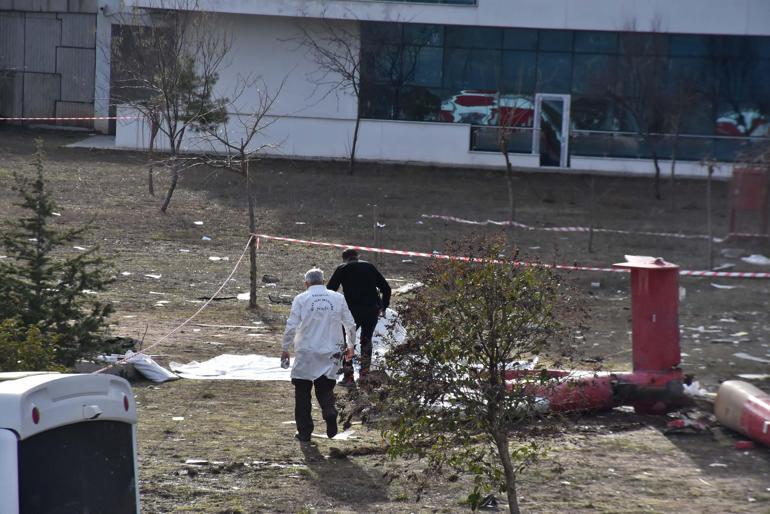 Muğlada hastaneye çarpan ambulans helikopterin enkazı kaldırıldı