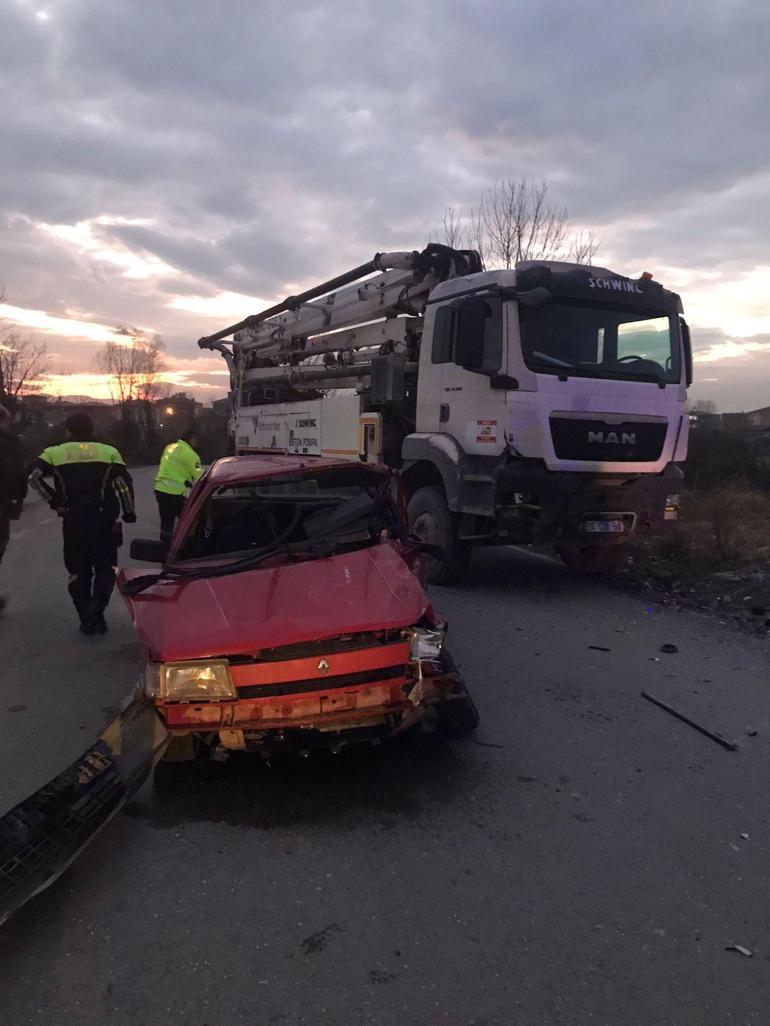 Samsun’da 9 yaşındaki çocuğun kullandığı otomobille kamyon çarpıştı: 3ü ağır 5 yaralı