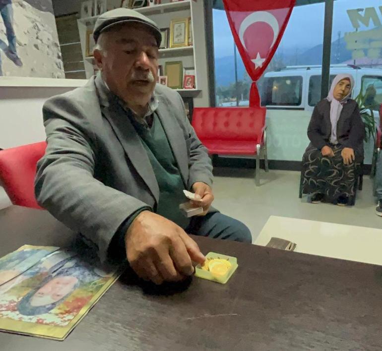 Depremzedenin unuttuğu altınlar, sattığı dolaptan çıktı