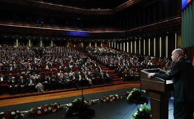 Cumhurbaşkanı Erdoğan: Gelenekli sanatlarımızı muhafaza etmeliyiz