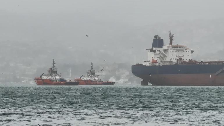 İstanbul Boğazında arıza yapan tanker Ahırkapı Demirleme Sahasına çekildi