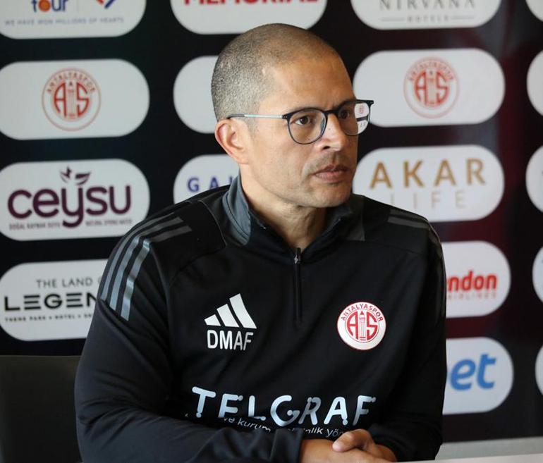 Alex de Souza: Teknik direktörlük zor, istifayı hiç düşünmedim