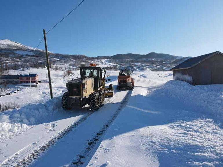 Tunceli’de kar nedeniyle 222 köy yolu ulaşıma kapandı