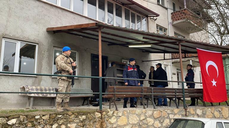 Referandumla ayrı köy oldular, muhtarlarını seçmek için sandığa gittiler