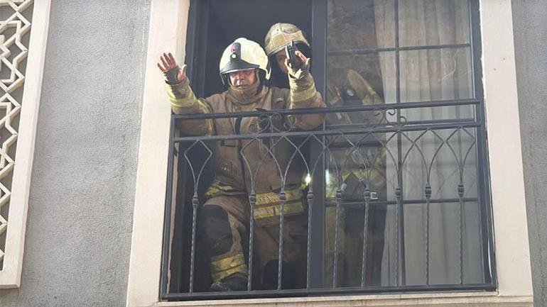 Taksim’de 5 katlı otelde yangın: 5 kişi dumandan etkilendi