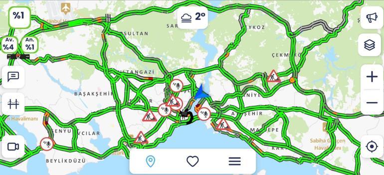 Yılın ilk günü İstanbulda yollar boş kaldı