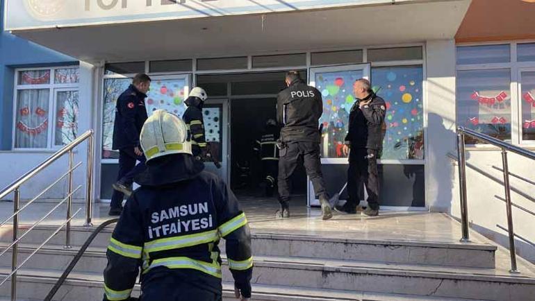 İlkokulda elektrik panosundan yangın çıktı, öğrenciler tahliye edildi