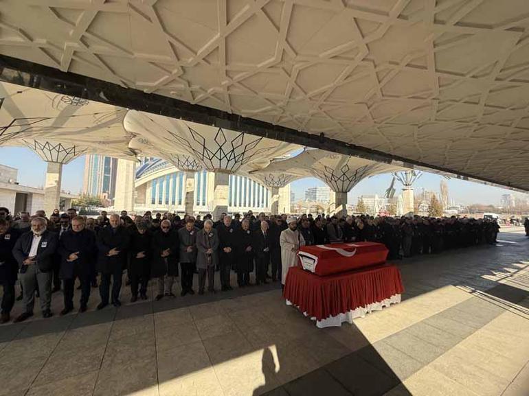 Eski Başbakan Yardımcısı Menteşe için TBMMde cenaze töreni