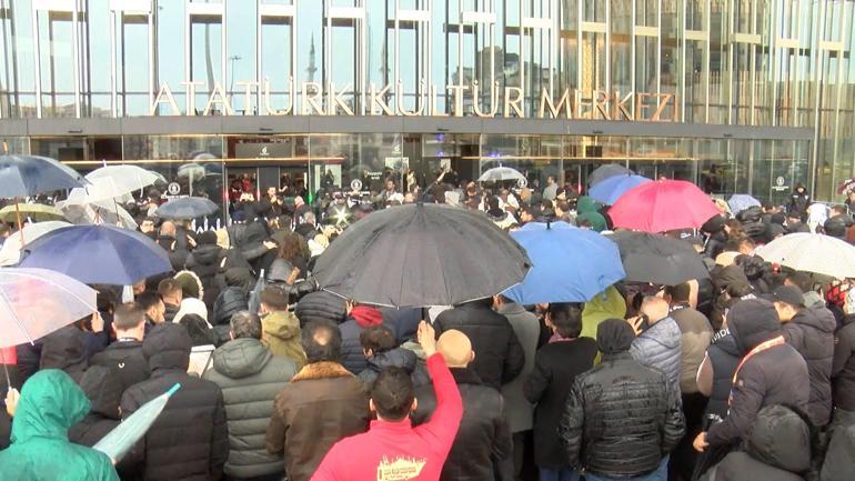 Ferdi Tayfur için AKMde tören düzenlendi