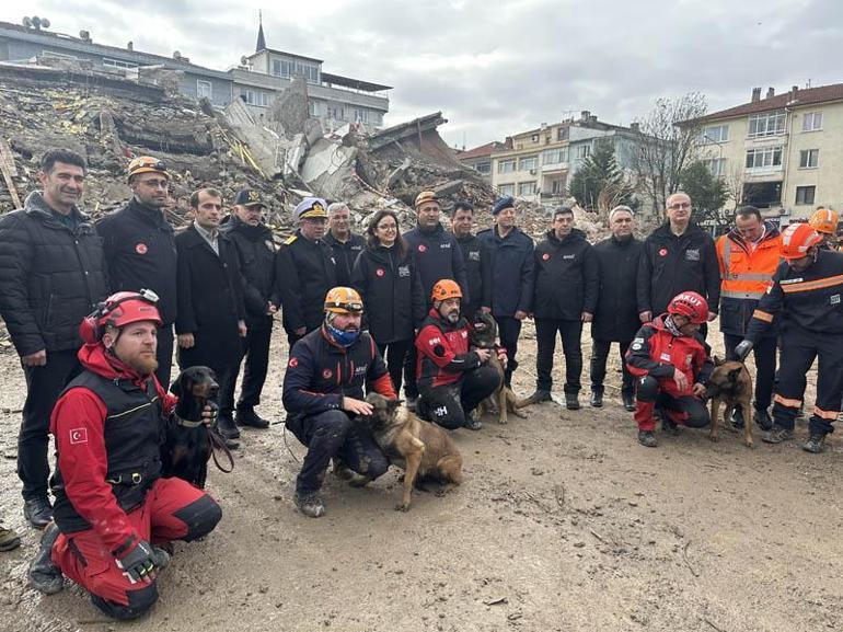 Yalovada 350 kişilik arama- kurtarma ekibiyle deprem tatbikatı