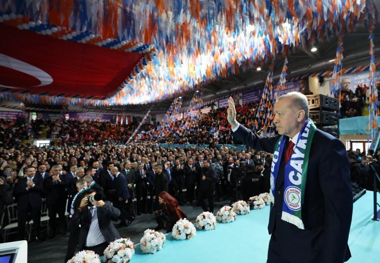 Cumhurbaşkanı Erdoğan: Tarih yazmak için önümüzde bulunmaz bir fırsat var