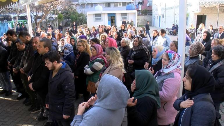 Eyüpsultanda kocası tarafından öldürülen kadın son yolculuğuna uğurlandı