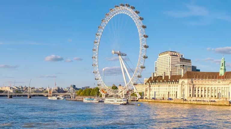 Londra, İngilterenin en hızlı yaşlanan şehri oldu