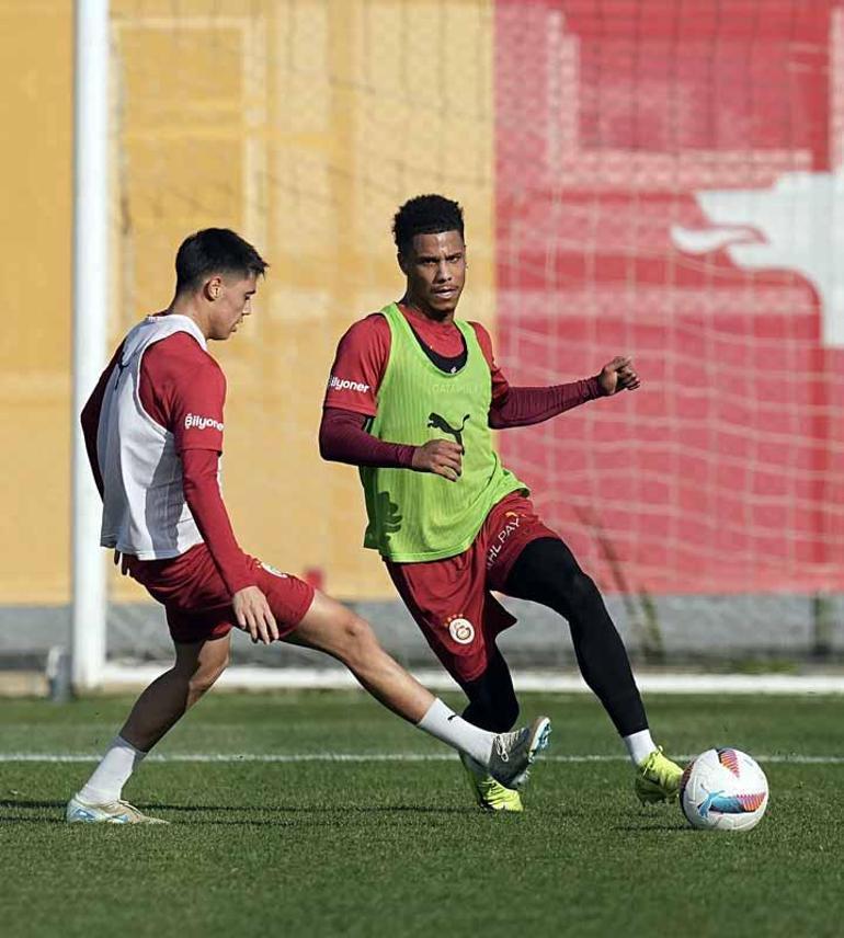 Galatasaray, Başakşehir maçı hazırlıklarına başladı