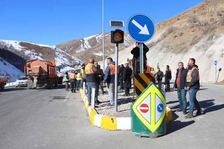 Yüksekovada 3 bin 965 metrelik Yeni Köprü Tüneli, araç trafiğine açıldı