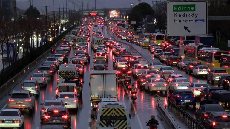 İstanbul'da trafik yoğunluğu - Güncel Gündem Haberleri