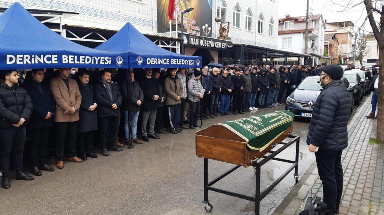 Çaya uçan otomobilde ölen Ali Kaan’ın cenazesi, ailesi tarafından teslim alındı